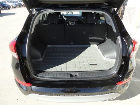 Used 2018 Hyundai Tucson Value w/ Cargo Package image 14