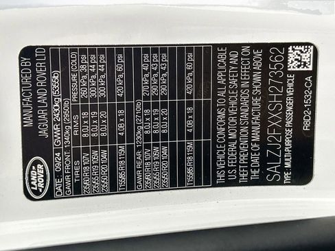 Certified 2025 Land Rover Range Rover Evoque S image 34