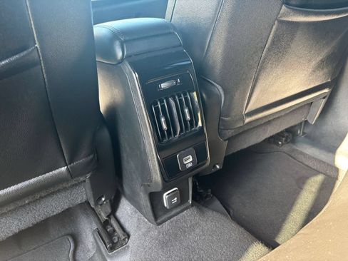 Used 2025 Jeep Compass Limited AWD/4WD image 23