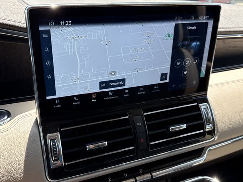 Used 2022 Lincoln Navigator Reserve RWD image 20