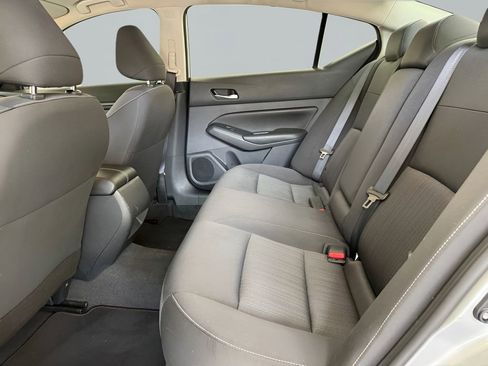 Used 2022 Nissan Altima 2.5 S FWD image 13
