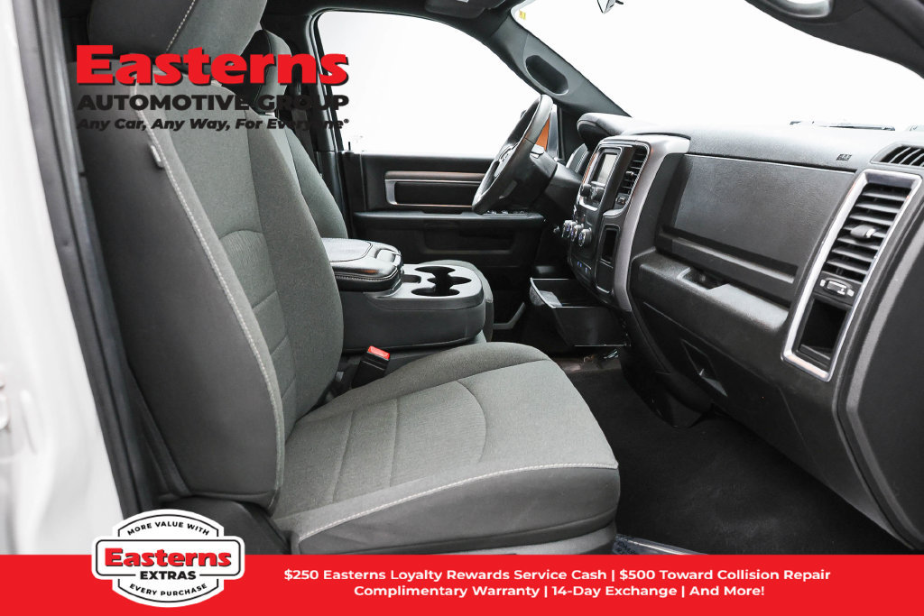 Used 2022 RAM 1500 Warlock AWD/4WD image 25