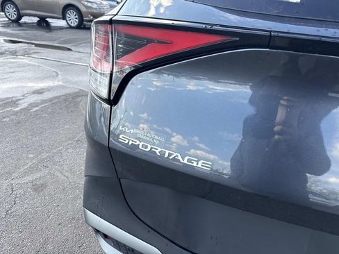 Used 2023 Kia Sportage X-Line w/ X-Line Premium Package image 5