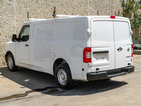Used 2018 Nissan NV 1500 S RWD image 10