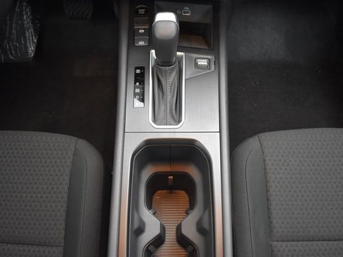 Used 2025 Nissan Kicks S image 12