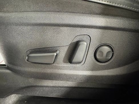 Used 2022 Kia Telluride S image 35