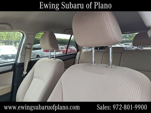 Used 2019 Subaru Outback 2.5i Premium AWD/4WD image 6