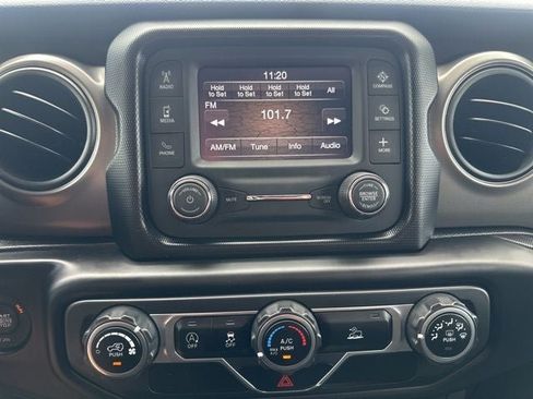 Used 2021 Jeep Wrangler Sport AWD/4WD image 14