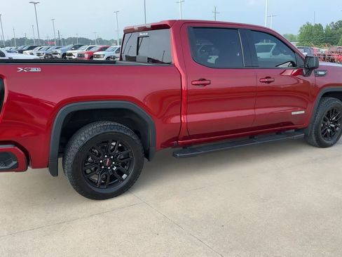 Used 2023 GMC Sierra 1500 Elevation w/ Preferred Package AWD/4WD image 9