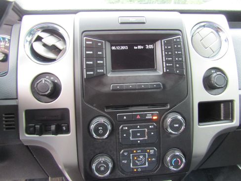 Used 2013 Ford F150 XLT w/ Luxury Equipment Group AWD/4WD image 23
