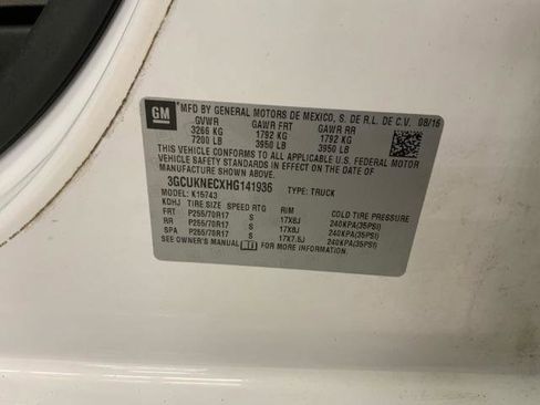 Used 2017 Chevrolet Silverado 1500 W/T AWD/4WD image 40