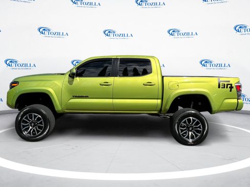 Used 2023 Toyota Tacoma 2WD Double Cab image 2
