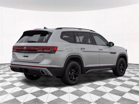 New 2026 Volkswagen Atlas Peak Edition image 14
