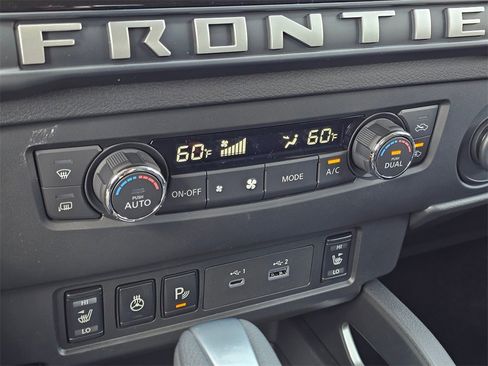 New 2025 Nissan Frontier SV w/ SV Convenience Package image 11