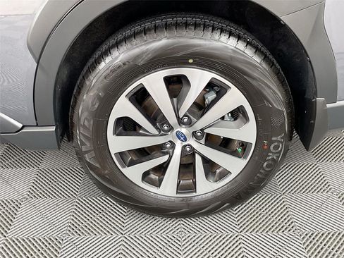 Certified 2025 Subaru Outback Premium AWD/4WD image 34