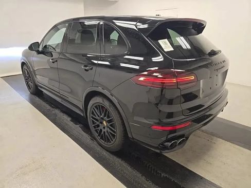 Used 2018 Porsche Cayenne GTS AWD/4WD image 6