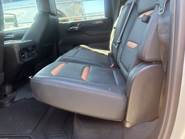 Used 2025 GMC Sierra 3500 AT4 w/ AT4 Premium Plus Package AWD/4WD image 9