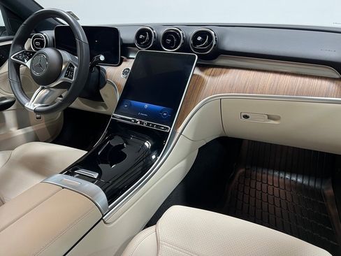 Used 2023 Mercedes-Benz C 300 4MATIC Sedan image 28