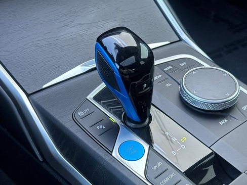 Certified 2023 BMW i4 eDrive35 w/ Premium Package image 19