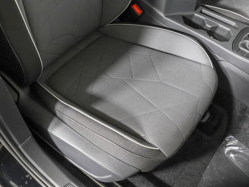 Used 2026 Volkswagen Jetta Sport FWD image 44