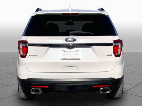 Used 2017 Ford Explorer Sport w/ Equipment Group 401A AWD/4WD image 5