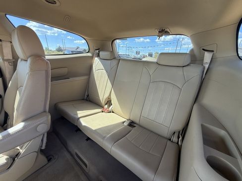 Used 2011 Buick Enclave CXL FWD image 16
