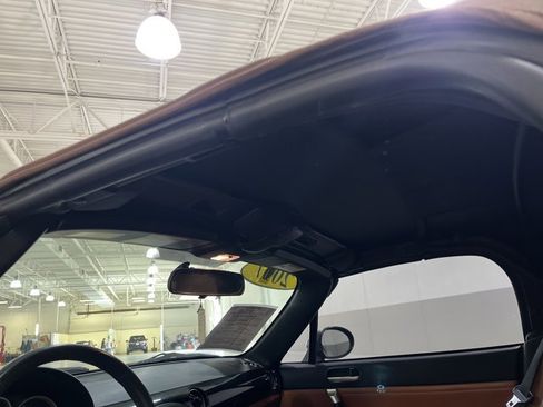 Used 2007 MAZDA MX-5 Miata Grand Touring image 8