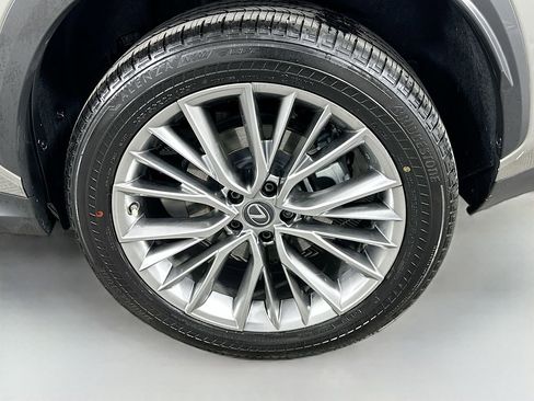 Used 2022 Lexus NX 350h AWD image 31