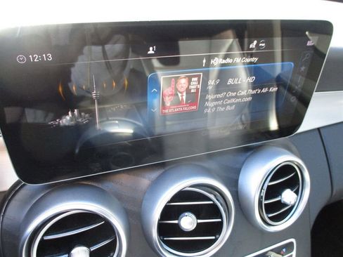 Used 2019 Mercedes-Benz C 300 Sedan image 9