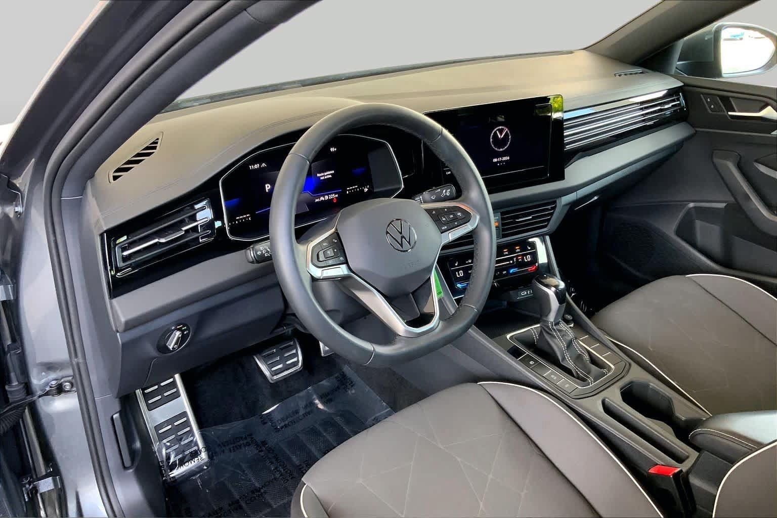 Used 2026 Volkswagen Jetta Sport FWD image 18