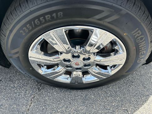 Used 2014 Cadillac SRX Luxury AWD/4WD image 9