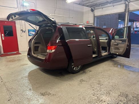 Used 2015 Honda Odyssey EX-L image 14