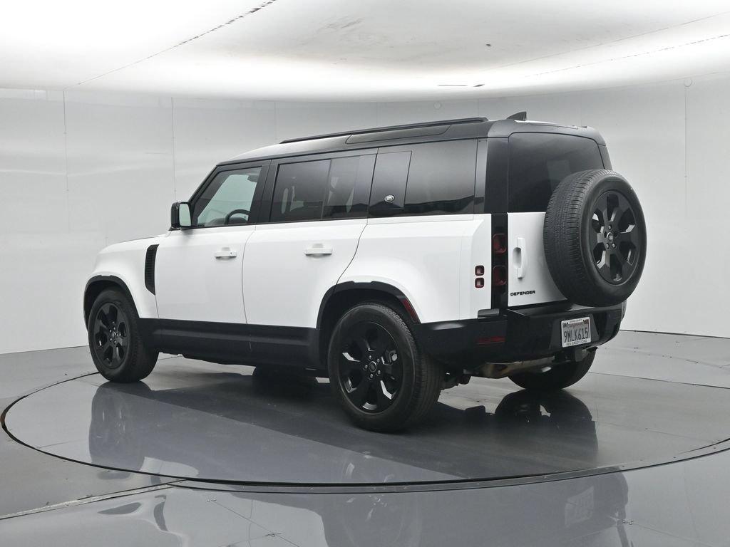 Used 2024 Land Rover Defender 110 S AWD/4WD image 33