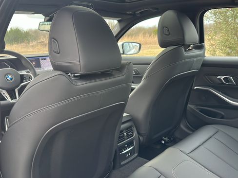 New 2026 BMW 330i Sedan w/ M Sport Package image 15
