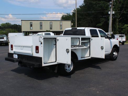 Used 2023 RAM 3500 Tradesman AWD/4WD image 16