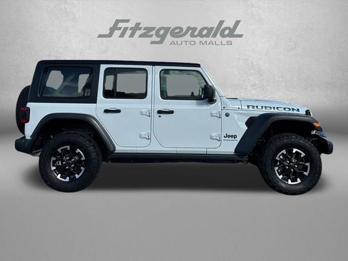 Used 2024 Jeep Wrangler Unlimited Rubicon 4xe image 4