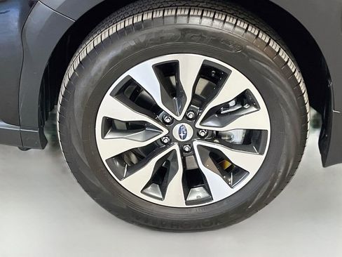 Used 2024 Subaru Outback Touring XT image 33