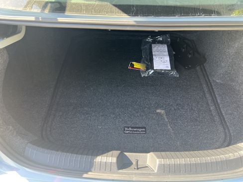 Certified 2026 Volkswagen Jetta SEL FWD image 30