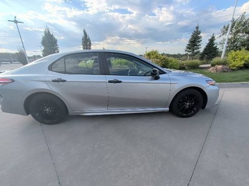 Used 2020 Toyota Camry SE w/ Protection Package (Q2) FWD image 2