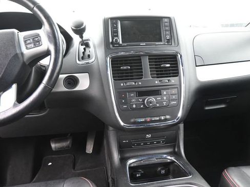 Used 2016 Dodge Grand Caravan R/T w/ Safety Sphere Group image 25