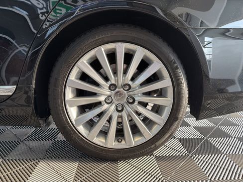 Used 2015 Lexus LS 460 AWD w/ Comfort Package image 8