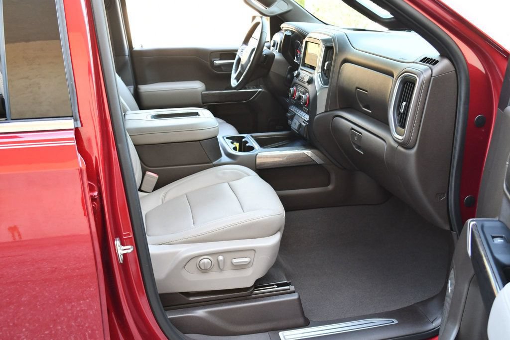 Used 2019 Chevrolet Silverado 1500 LTZ w/ LTZ Premium Package AWD/4WD image 45