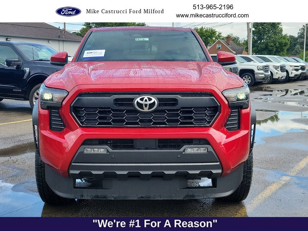 Used 2025 Toyota Tacoma TRD Off-Road w/ TRD Off Road Upgrade Package AWD/4WD image 8