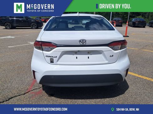 Used 2023 Toyota Corolla LE FWD image 4
