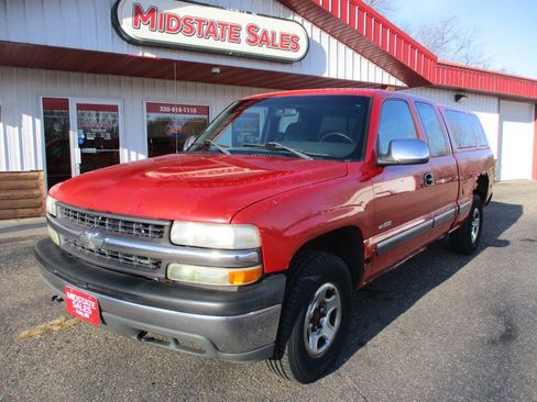 Used 2002 Chevrolet Silverado 1500 LS image 2