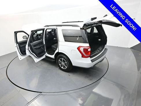 Used 2021 Ford Expedition XLT image 38