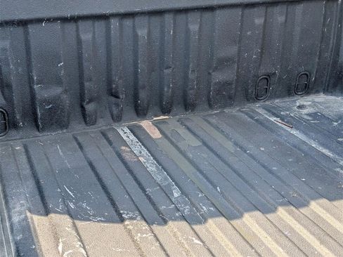 Used 2021 Toyota Tundra SR5 w/ SR5 Leather Package image 13