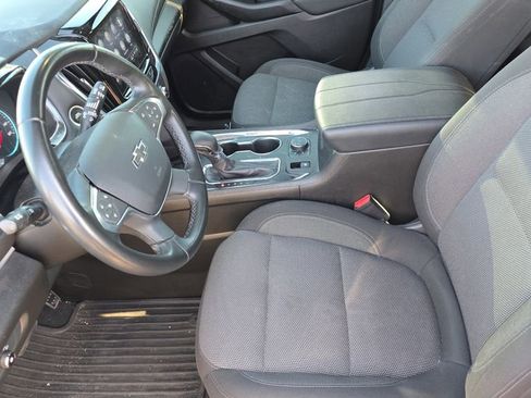 Used 2023 Chevrolet Traverse LT FWD image 14