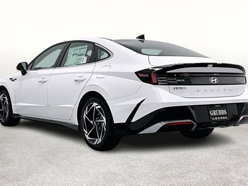 New 2026 BMW X1 xDrive28i w/ Convenience Package image 5