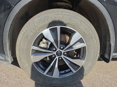 Used 2024 Nissan Murano SV AWD/4WD image 15